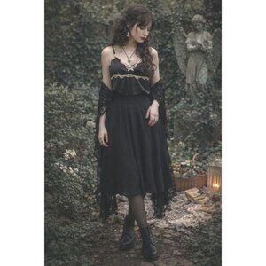 Gilligan & O’Malley Women’s Black Satin Cami L Lace Trim Whimsygoth Fairycore